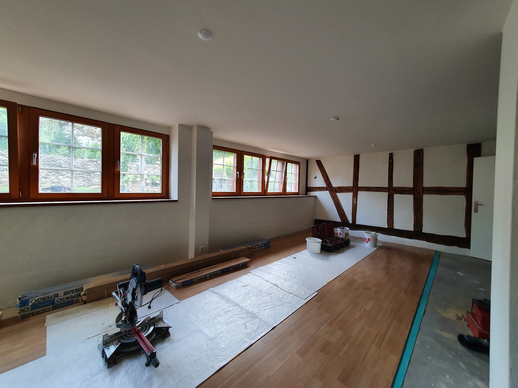 Neuer Boden im Rohbau